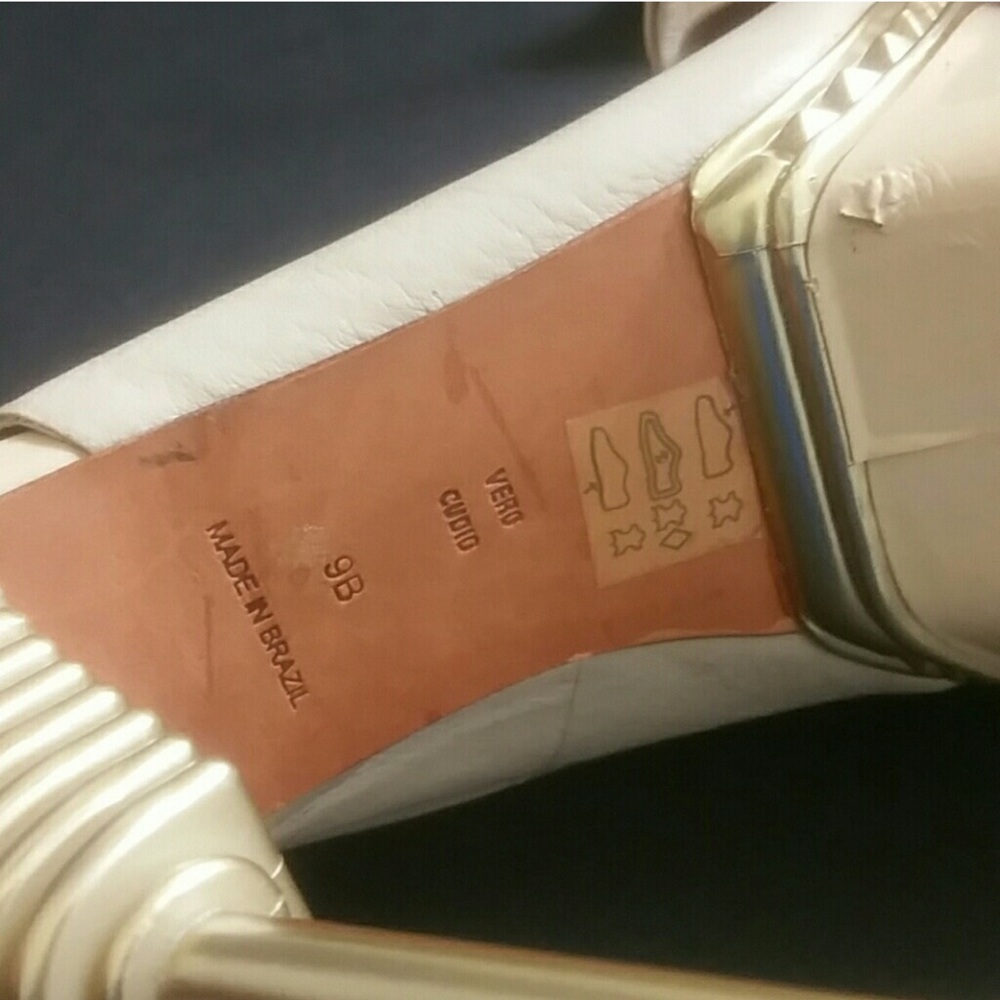 Bebe Genuine Leather Shoes with Gold Accents - Picture 7 of 8